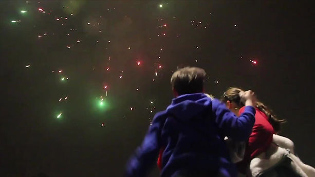 GrantPa's CQ Chinese New Year (2014) Adventure in ChongQing Like war zone of fireworks celebration